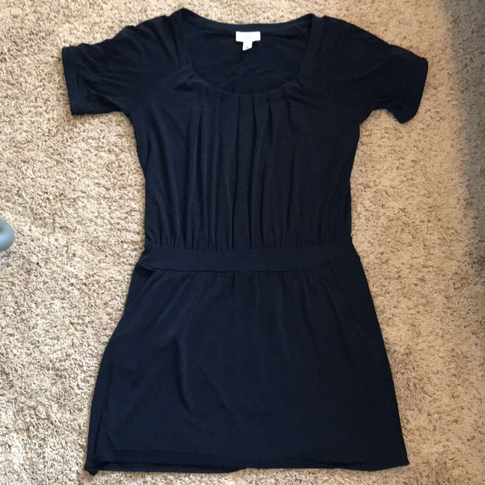 Taylor Ann loft Black dress with pockets